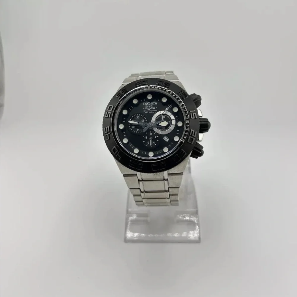 Invicta Men's Silver and Black Chronograph Watch